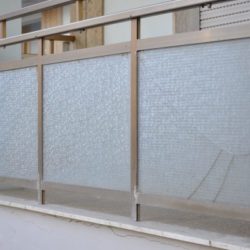 materiali parapetto danneggiato